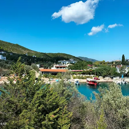 Steni Vala * Steni Vala Alonissos
