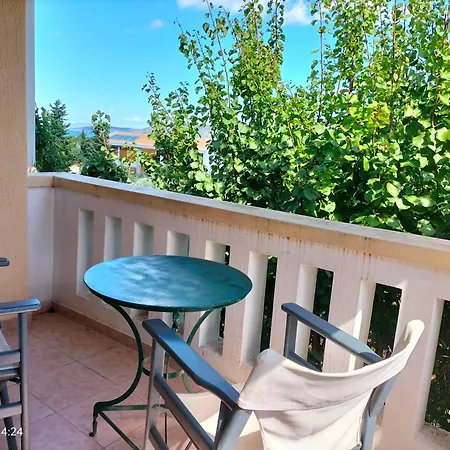 Holiday home Steni Vala